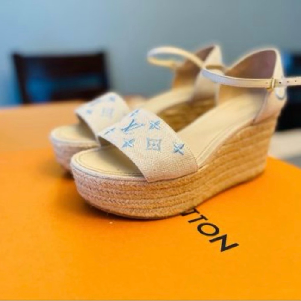LiMITED EDITION LV WEDGES! ❤️